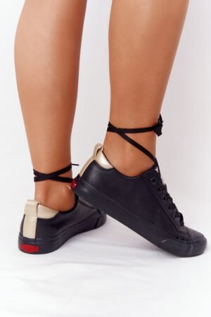 Sieviešu ādas sporta kurpes CROSS JEANS HH2R4003C Melna