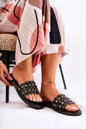 Sieviešu ādas čības ar dekoru, melnas, Brien