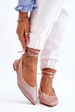 Saistītas balerīnas ar rhinestones smilškrāsas Mavis