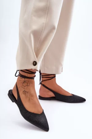 Sieviešu mežģīnes balerīnas ar kniedēm, melnas Jange