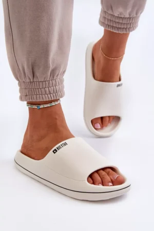 Vieglas sieviešu pludmales čības Big Star NN274A043 Balts