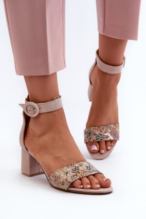 Zamšādas augstpapēžu sandales no Maciejka 04141-49 smilškrāsas