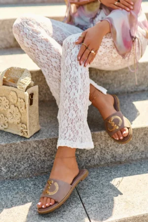 Sieviešu plakanās čības ar fliteriem S.Barski KV27-052 Brūnas