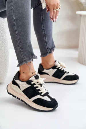 Siltas sieviešu ādas sporta kurpes Big Star OO274A318 HI-POLY SYSTEM Melna