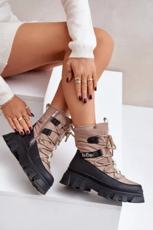 Sieviešu sniega zābaki ar rāvējslēdzēju Lee Cooper LCJ-24-47-3143 smilškrāsā