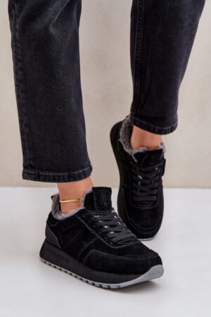 Sieviešu sporta kurpes ar kažokādu un spīdīgu elementu Big Star OO274580 Melna