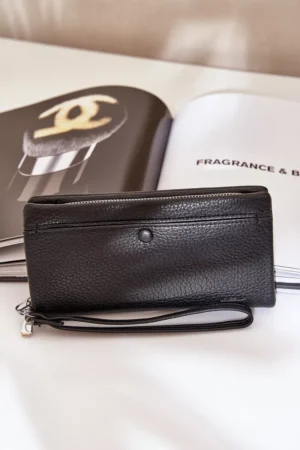 Liela sieviešu makiņa ar reljefu no ekoloģiskās ādas, melna, Martiel