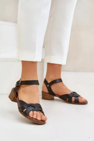 Ādas sandales ar smalku papēdi Zazoo 40372 Melna