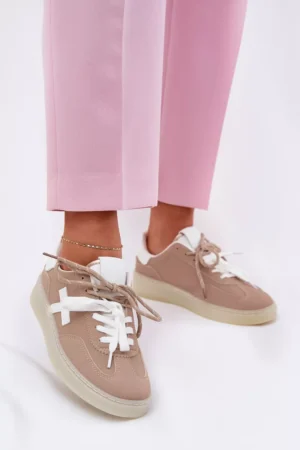 Zemu sieviešu sporta apavi smilškrāsā Zelevelis