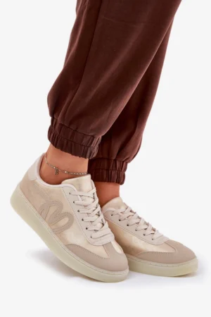 Zemas sieviešu sporta kurpes no ekoloģiskās ādas zelta-bēša krāsā Iladira