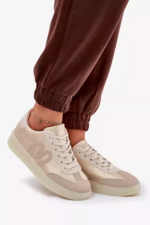 Zemas sieviešu sporta kurpes no ekoloģiskās ādas zelta-bēša krāsā Iladira