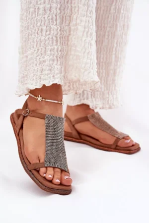 Plakanas elegantas sieviešu sandales ar kristāliem Artiker 56C1365 brūnas