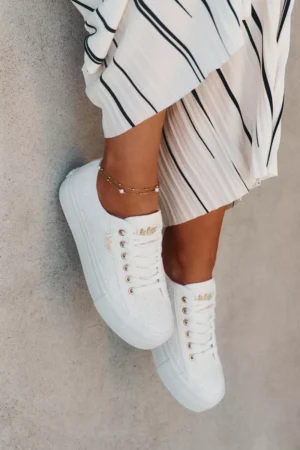 Sieviešu sporta kurpes ar mežģīnēm Lee Cooper LCW-25-31-3438L Balts