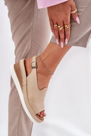 Sieviešu ādas sandales ar papēdi Artiker 56C0919 smilškrāsas