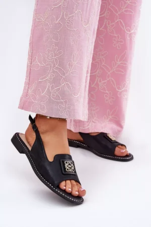 Elegantas sieviešu sandales ar plakanu papēdi un rotājumiem S.Barski KV51-082 Melna