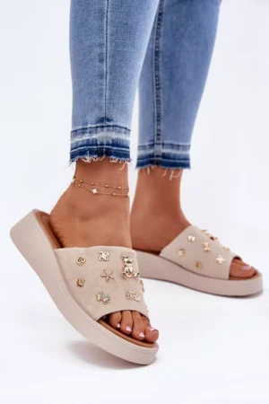 Sieviešu zamšādas čības ar tapām Vinceza 66741 smilškrāsas