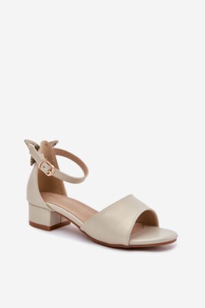 Spilgtas meiteņu sandales ar zemu papēdi, zelta krāsā Ainare