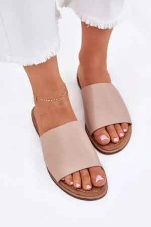 Sieviešu ādas gludas čības, smilškrāsas ar cerise krāsu