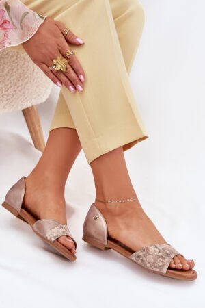 Sieviešu ādas sandales ar plakanu papēdi Maciejka 06947-25 Zelta