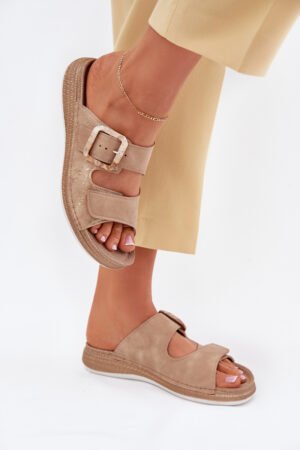 Sieviešu čības ar sprādzi un velcro aizdari, krāsā smilškrāsas INBLU MK000013