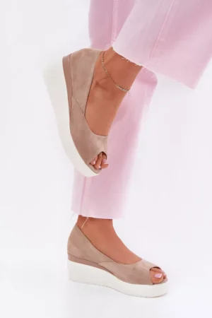 Sieviešu ķīļveida sandales no ekoloģiskas zamšādas, smilškrāsas Velira