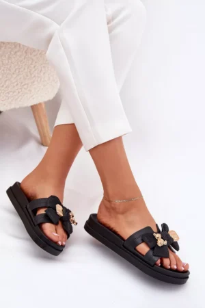 Sieviešu čības ar lenti un zelta brošu, melnas Lynara