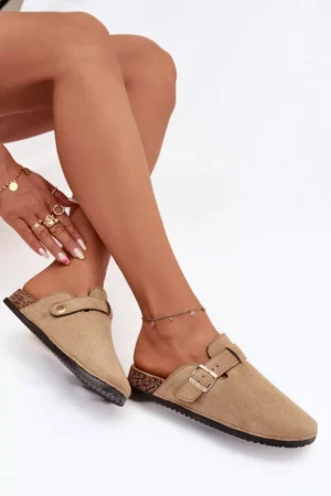 Sieviešu kurpes uz korķa platformas ar zelta sprādzi Big Star SS274738 smilškrāsas