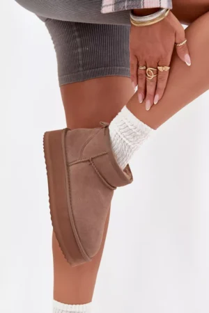 Sieviešu zamšādas sniega kurpes uz platformas Vinceza 97962 smilškrāsas