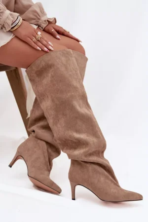 Sieviešu augstpapēžu bezsiksnu smilškrāsas zābaki Mavilla