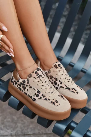 Sieviešu sporta kurpes uz platformas Panther Big Star SS274763 smilškrāsas