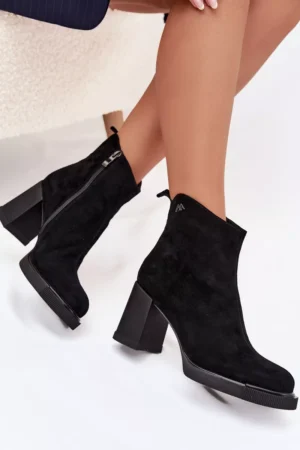 Zamšādas sieviešu potītes zābaki Vinceza 91142 Melni