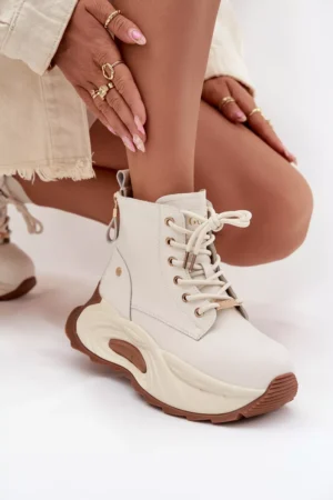 Ādas izolēti sieviešu potītes zābaki uz platformas GOE SS2N4300 Gaiši smilškrāsas