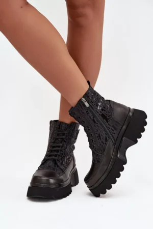 Ādas sieviešu platforma potītes zābaki ar apdrukām un dekoratīviem elementiem Artiker 57C2273 Melna