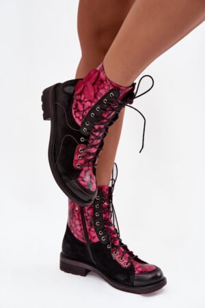 [Sieviešu ādas zābaki no dabīgās ādas ar plakanu papēdi Maciejka 07004-23 melnā un rozā krāsā]