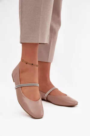 Sieviešu balerīnas ar spīdīgām siksnām tumši smilškrāsā Ilirene