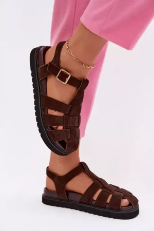 Sieviešu romiešu sandales ar zelta sprādzi uz platformas šokolādes krāsā Terelina