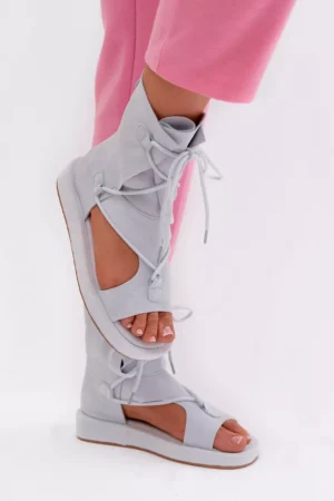 Sieviešu ekoloģiskās zamšādas sandales ar augšdaļu un auklām, gaiši zilas Ferlisse