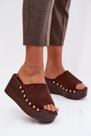 Sieviešu platforma sandales ar zelta sprādzēm Eco Suede Brown Helivina