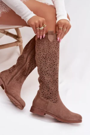 Sieviešu perforēti zābaki ar plakanu papēdi S.Barski HY61-8023 Brūni