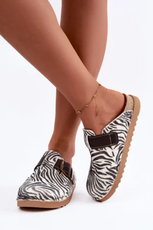 Sieviešu sabotkurpes ar sprādzi DJ000016 Zebra